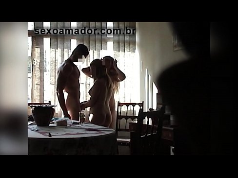 ❤️ Teman seks mengundang pria raksasa dan threesome bersamanya ❤️❌ Porno di id.freepornhdonlinegay.ru ️